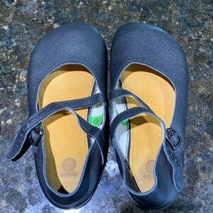 Softstar Primal Merry Jane Black 9